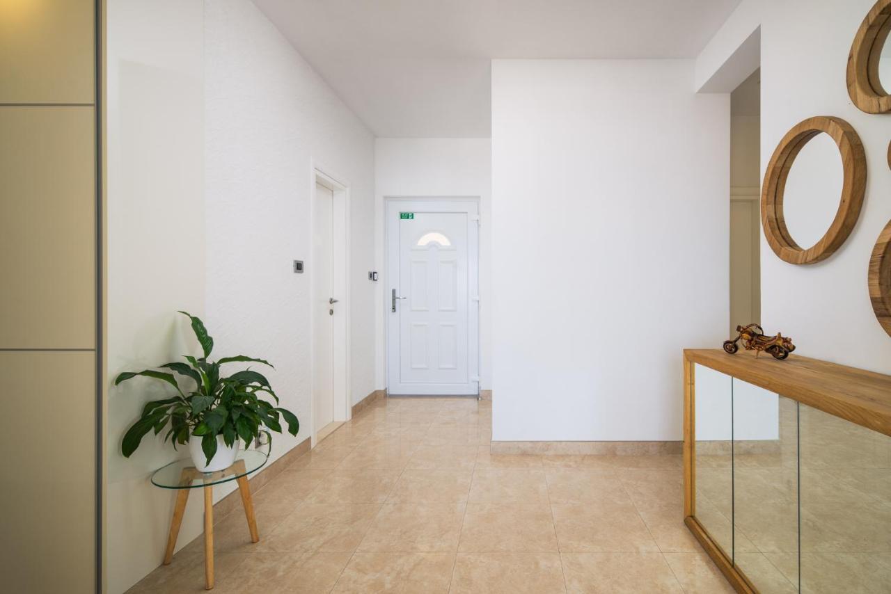 Apartment Toma Podstrana Ngoại thất bức ảnh